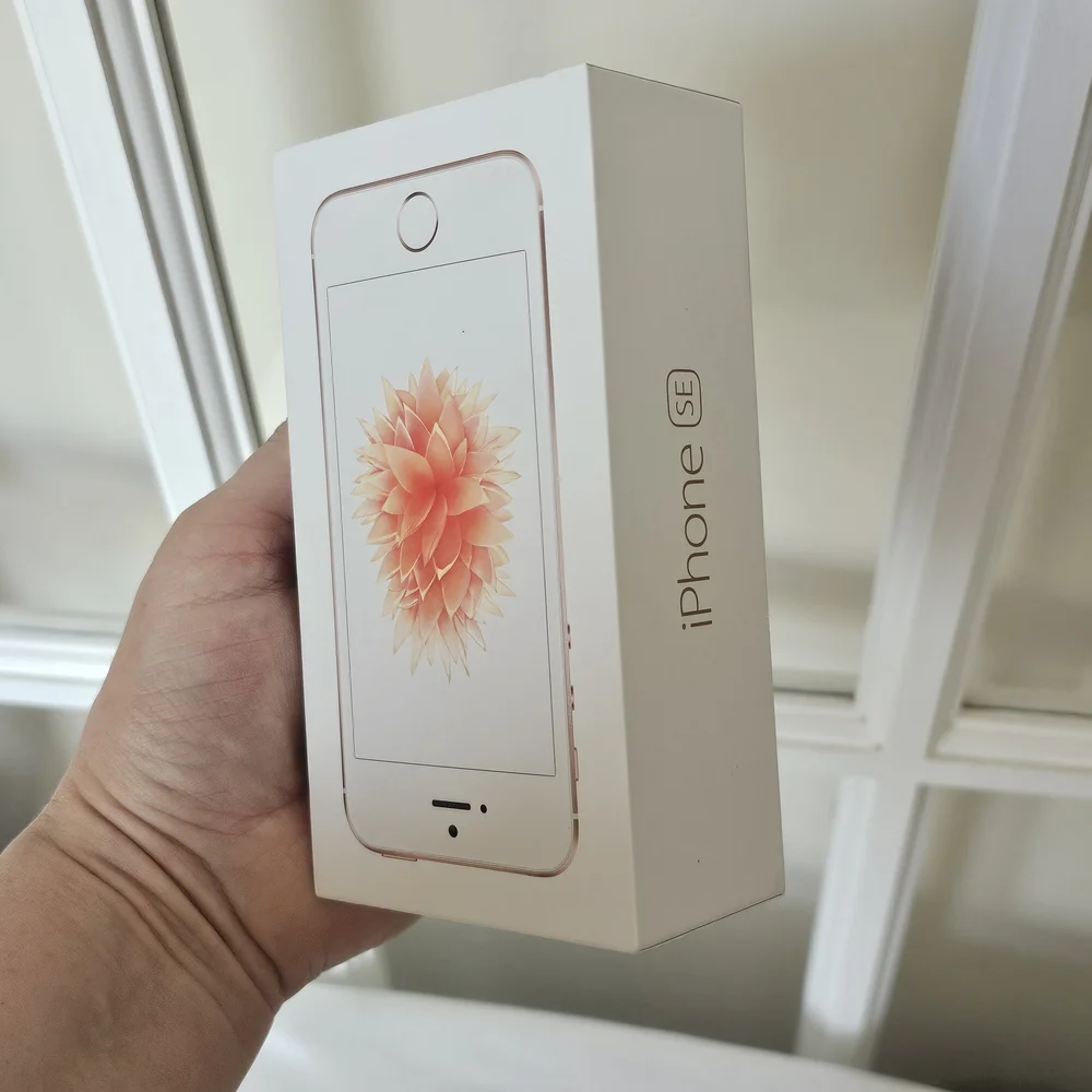Apple iPhone SE 2020 Empty Box Only